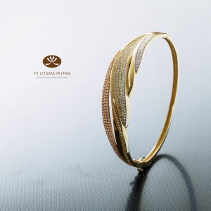 Commercial Photographer | Jewelry Photographer | Product Photographer